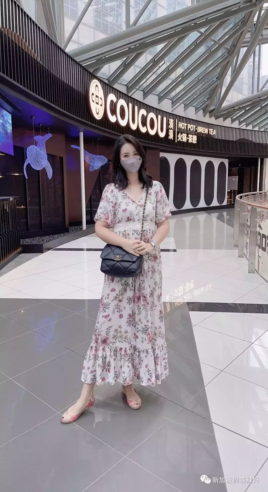 排队5小时!网红凑凑火锅来新加坡了!锅底无限续、奶茶免费喝!菜品大曝光