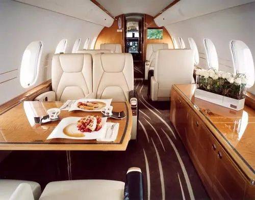 新加坡TOTO又开1250万超级大奖,这次是哪几个幸运儿单车变法拉利了