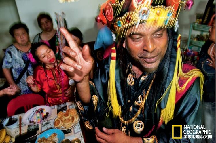 新加坡：李光耀的秩序 “工厂”