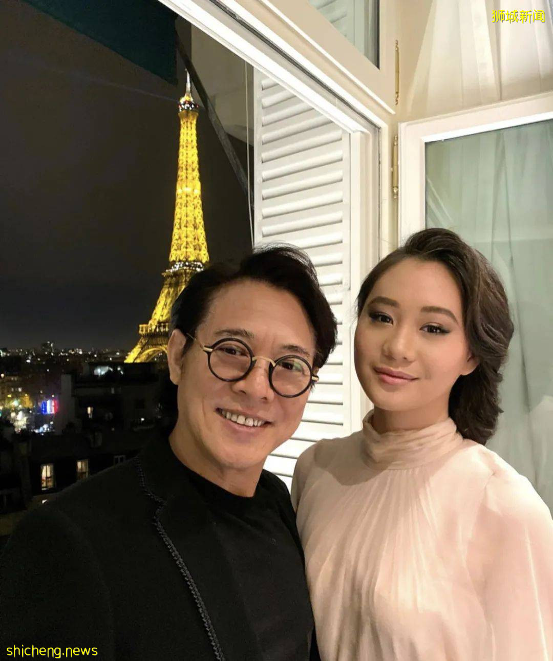 李连杰小女儿毕业照刷屏!太美了!因孩子教育选择移民新加坡,优秀