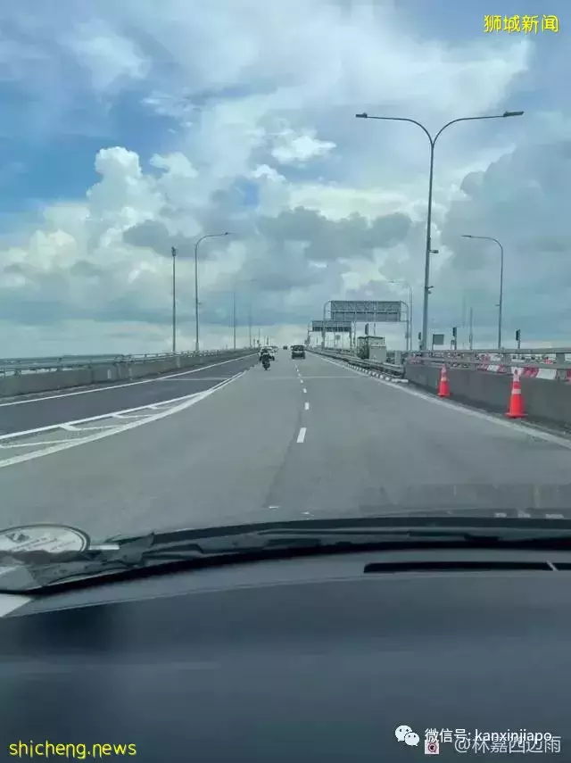 “在新加坡闷了两年,我终于开车回马来西亚探亲咯”