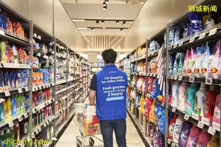 NTUC推出10%優惠折扣！消費時用手機App付款即可~還能半價買生活用品，只限會員