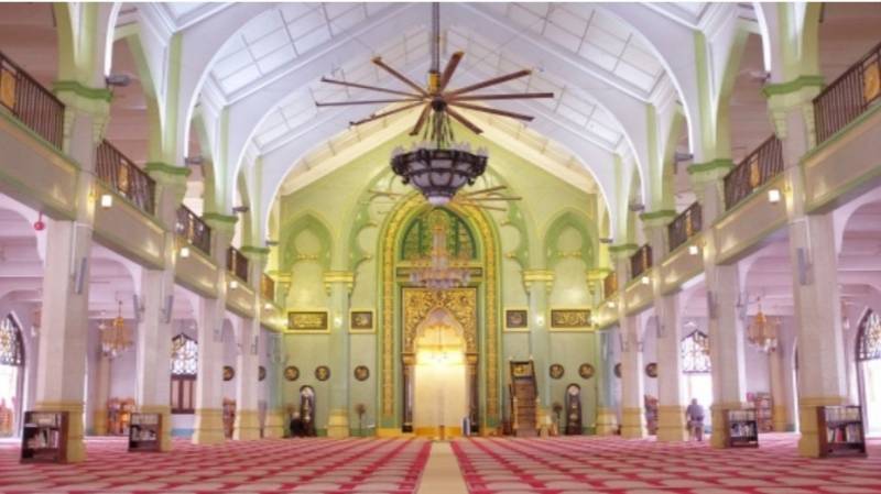 这座清真寺，见证了新加坡的腾飞