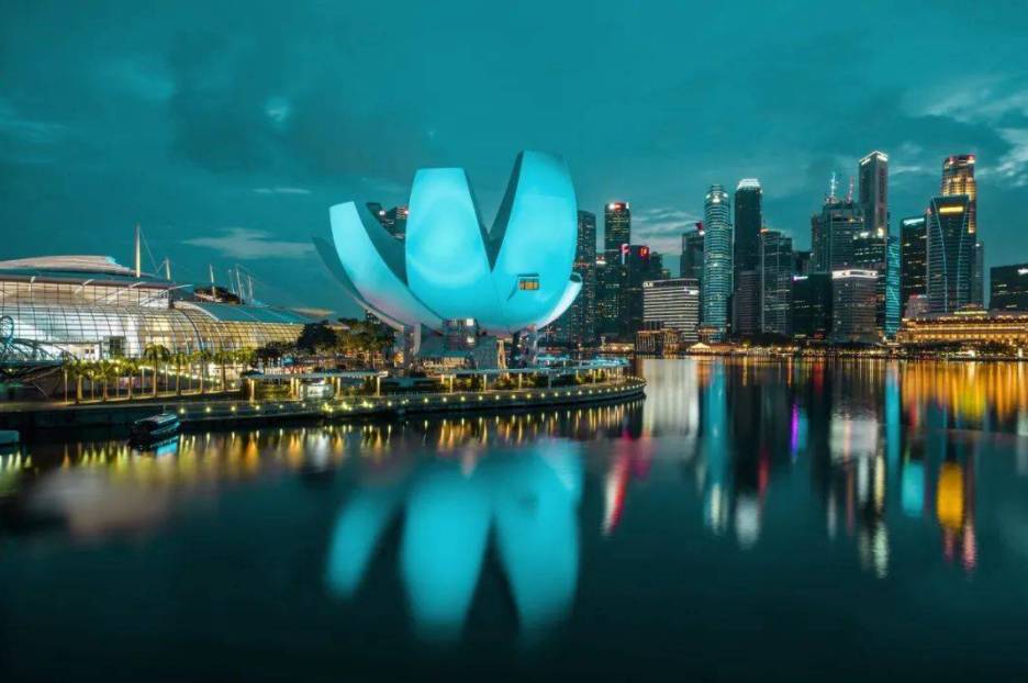 《世界快樂報告》出爐，移民新加坡的小夥伴更開心