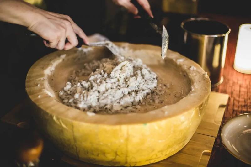 意大利舌尖上的藝術,落地濱海灣,帶來血統純正、愛吃巧克力的和牛