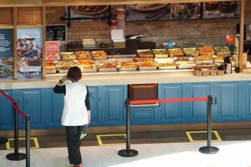 新加坡首个阻断措施研究 民众到公共场所次数平均一周两次