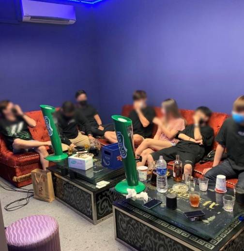 新增7例累计58036例,新加坡无牌娱乐场所抓获多人聚众吸毒