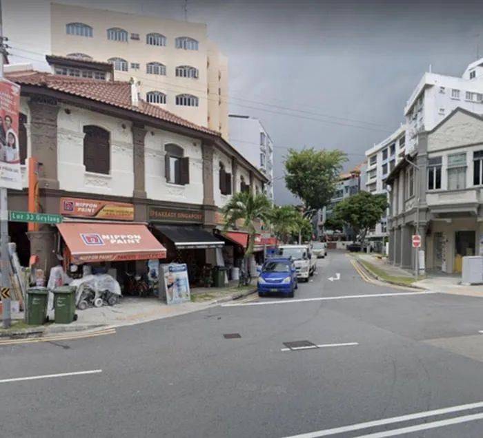 Ang Moh骑单车撞死53岁老翁！只判监一周？！