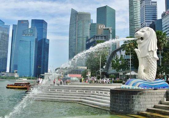 爲什麽中國互聯網巨頭，都紮堆新加坡