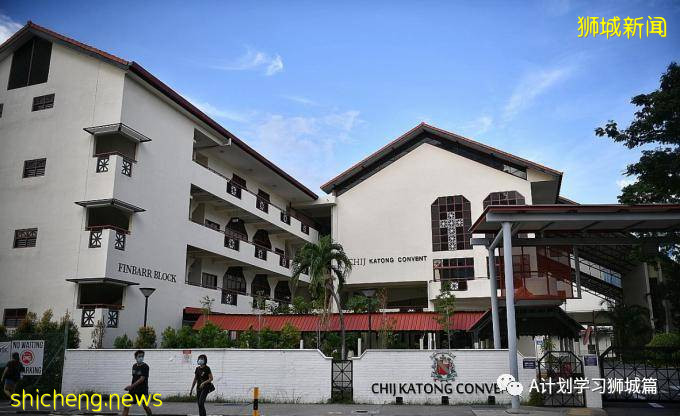 8月11日，新加坡疫情：新增63起，其中本土61起，輸入2起，又有四名學生確診感染冠病