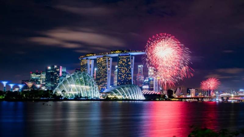 夜幕下的新加坡,有多美