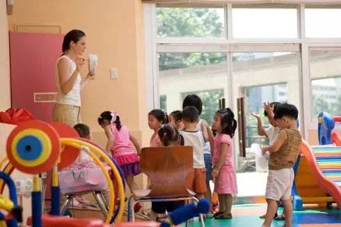 “全球最適合孩童成長國家——新加坡” 的幼兒園竟然是這樣的
