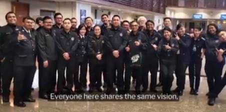 新加坡機場ICA每天都在做什麽