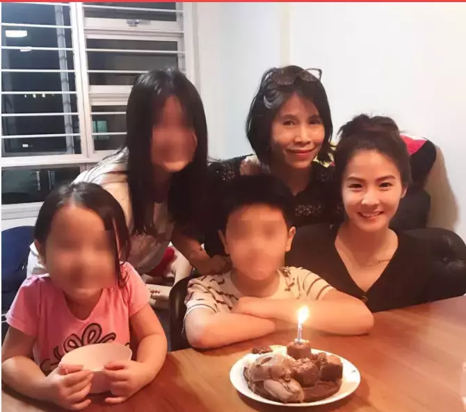 18岁怀孕,在新加坡带孕上学!3娃单身妈妈都经历了什么