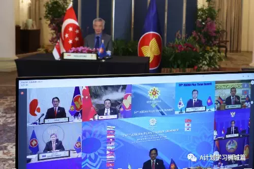 2022年李顯龍總理新年獻詞（中英文）