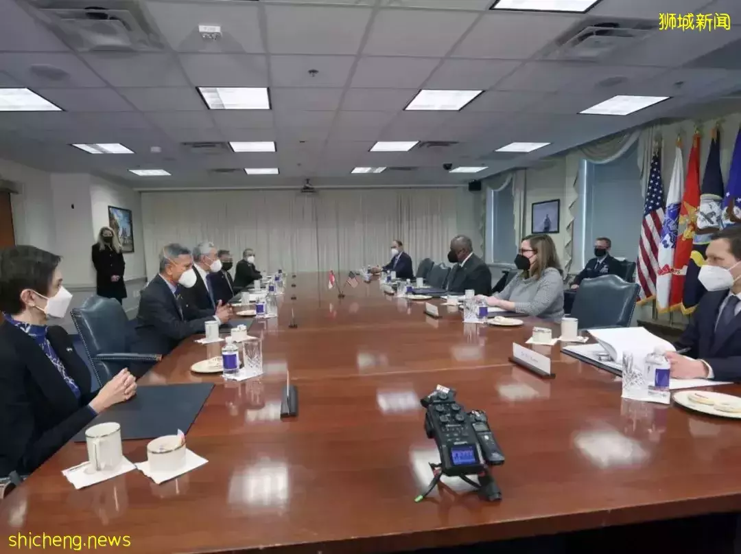 新加坡总理李显龙出访美国!打卡樱花树、白宫、还聊了这些