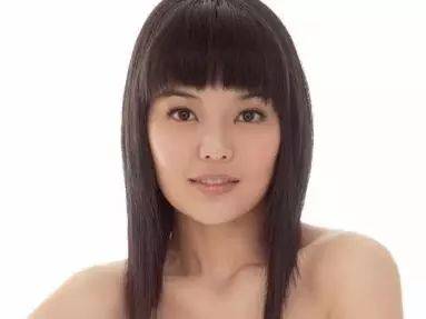 台湾人疯狂改名引发“鲑鱼之乱”！新加坡人改名又是图什么