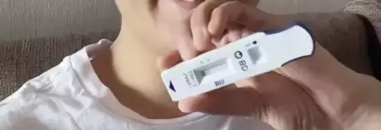 曝光!新加坡男子确诊阳性后坐地铁,发视频挑衅!多国解除口罩限制,新加坡也会么