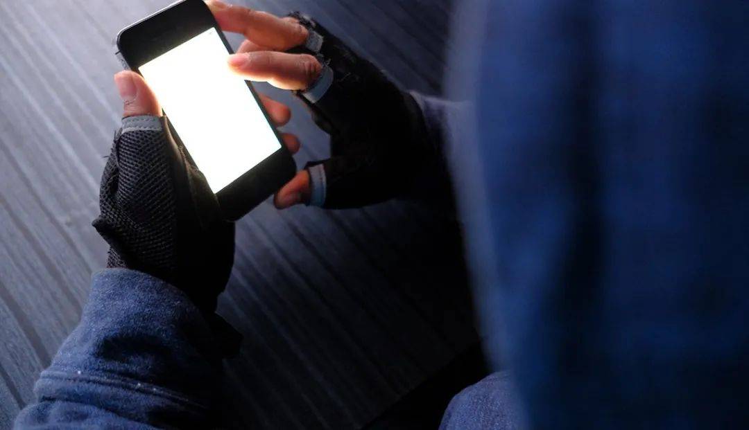 新加坡一大批詐騙犯落網!你最近也接過這樣的電話麽