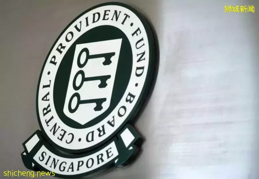 “在新加坡不买组屋的,太笨了”