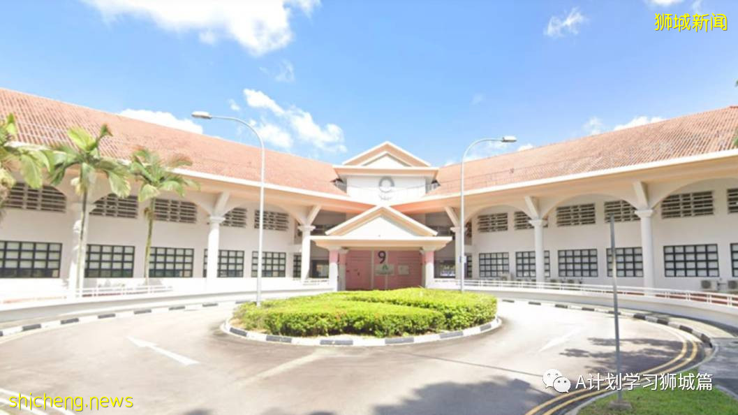 10月17日，新加坡新增3058起，其中社區2454起，宿舍客工601起，輸入3起；九人因冠病並發症逝世