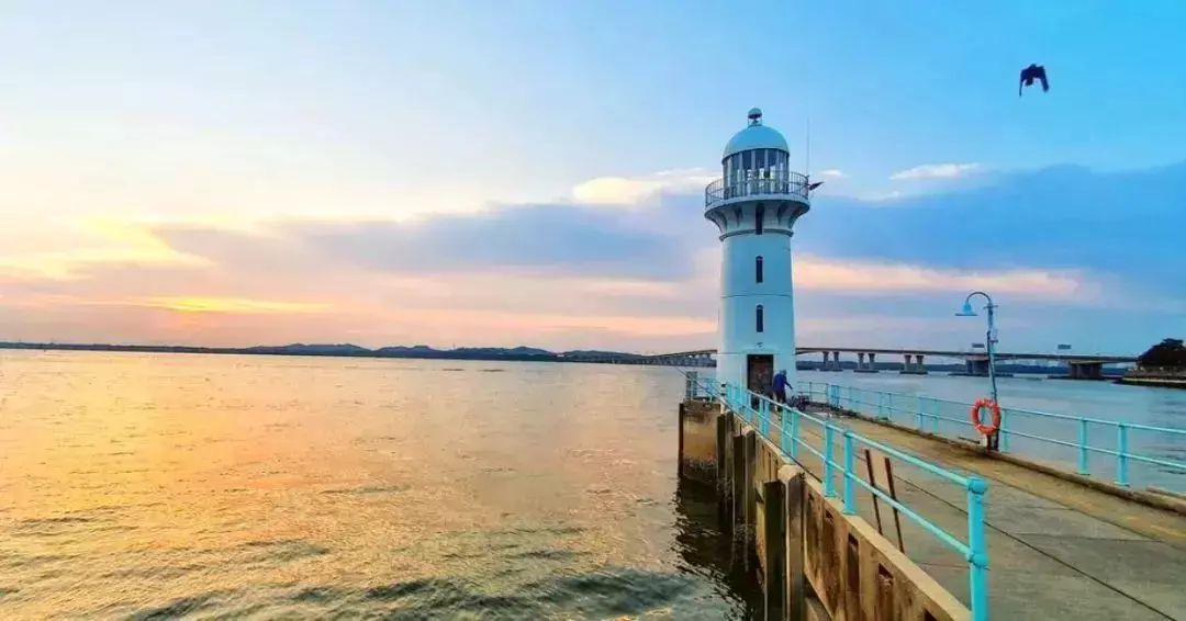 酒店住膩了?新加坡12個特別的度宅假方式推薦,小木屋、帳篷、遊艇