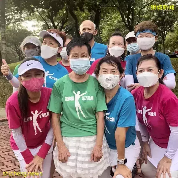 90岁阿嬷每日到公园做拉伸操 提倡健康慢老 无病到老