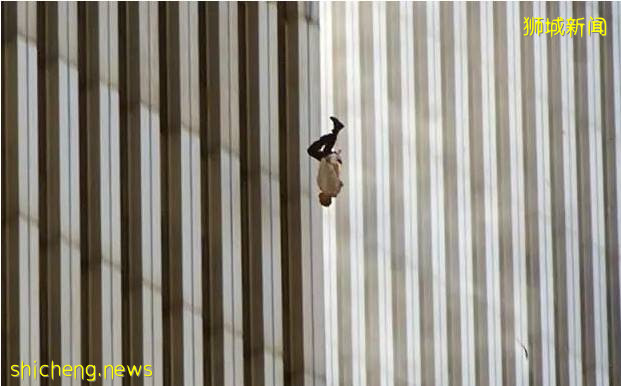 这个新加坡人经历了911恐怖袭击后，幸存！李显龙总理讲话