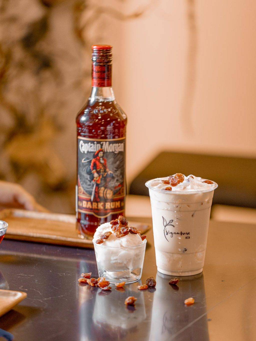 奶茶喝到醉!Signature Koi推出全新酒精奶茶🥤有酒、有奶、有珍珠🍻 奶茶幹杯,不醉不歸