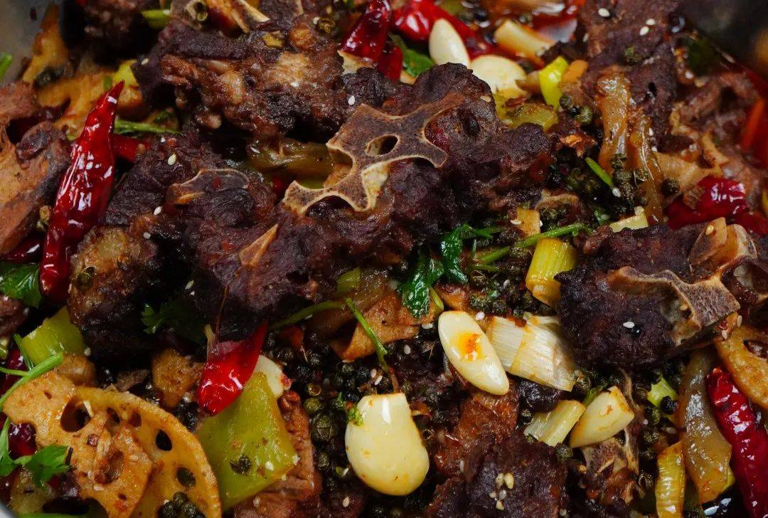 思味小火锅又出新锅了?!5折吃垮这家开了多年的火锅串串店