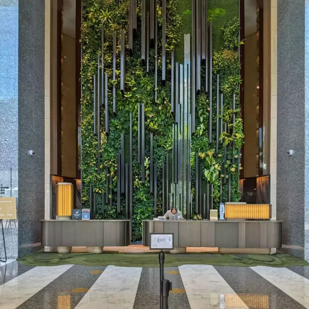 拥有2400多种植物,还有小鸟生活,新加坡这家酒店太美