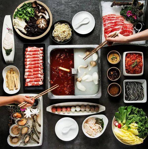 海底捞真的太难了，网友竟然只花几元新币吃海底捞