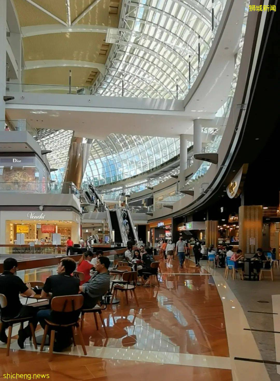 社區163例！史上最高，比去年封城期嚴重！新加坡衛生部：沒打疫苗少出門！還會封城嗎