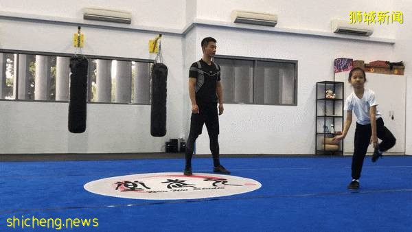 酷!新加坡网红武馆扩张!娃跟着冠军学武术,妈妈也一起练搏击
