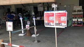 擠羊奶、餵山羊、看打架！我和孩子在新加坡找到了800多只山羊