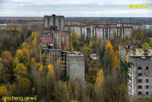 48張你沒見過的城市照片，新加坡新式建築，用31棟樓搭巨型積木