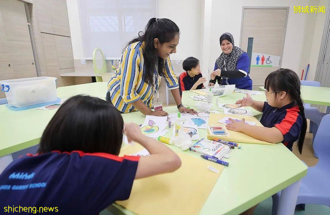 新加坡最大感染群快破千!3個月內129學生確診,教育部長親自回應