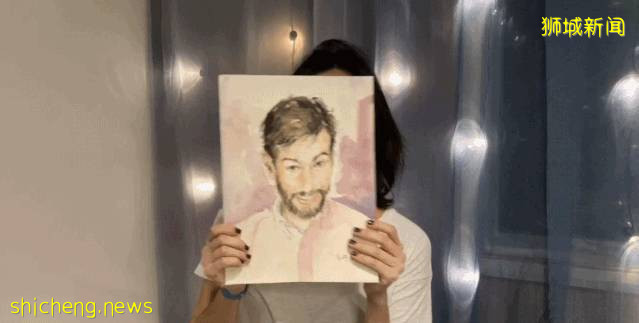 孙燕姿出道20周年直播上热搜，凌乱头发、素颜微笑、满满回忆