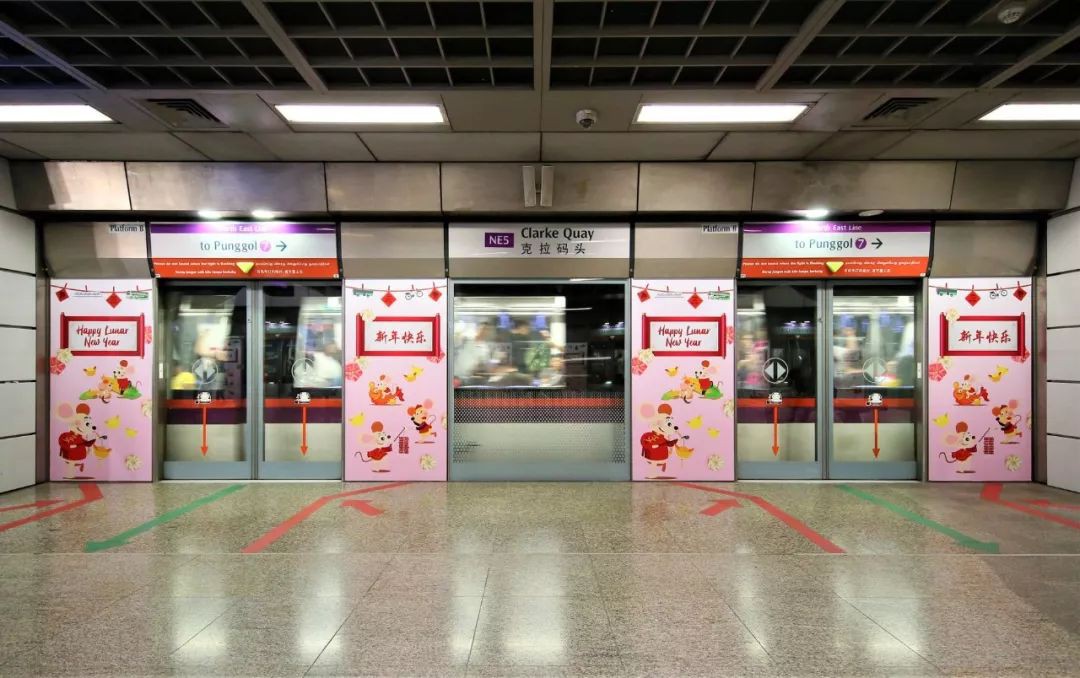 新加坡地铁车厢、站台，有大批老鼠出没~