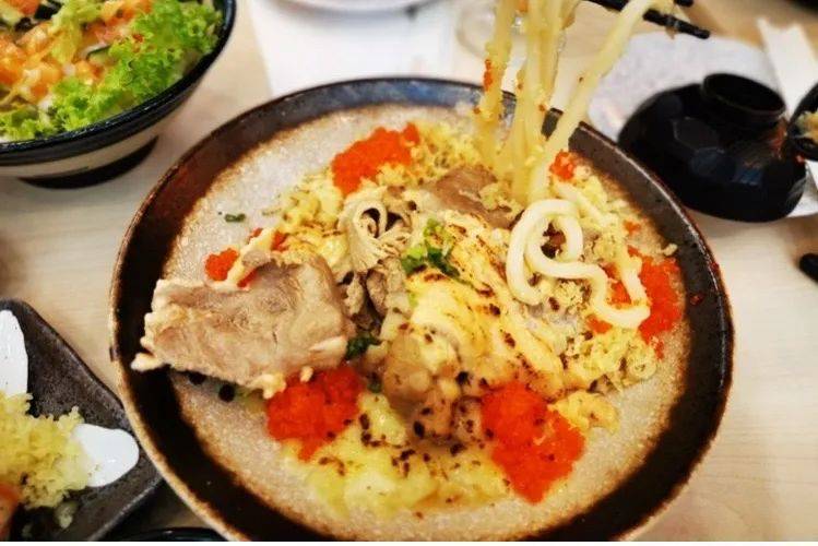 你家附近的这个平价日料店,化身为奶酪爱好者的天堂