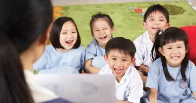 新加坡陪讀媽媽求助:我留不下來,女兒不願意回國,該怎麽辦