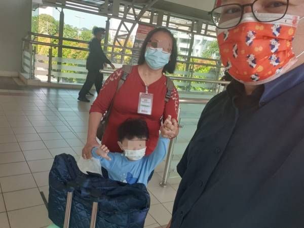 邹裕豪协助 霹雳5岁男童越堤与母团聚