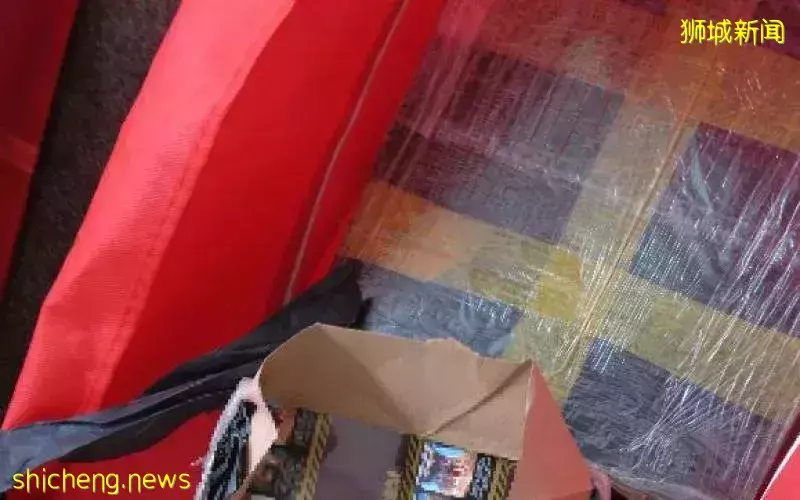 工业楼单位藏500箱漏税香烟 两名男子被捕