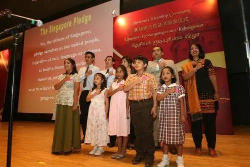 因疫情停辦的”新加坡公民宣誓儀式”複辦!入籍新加坡的宣誓有什麽講究