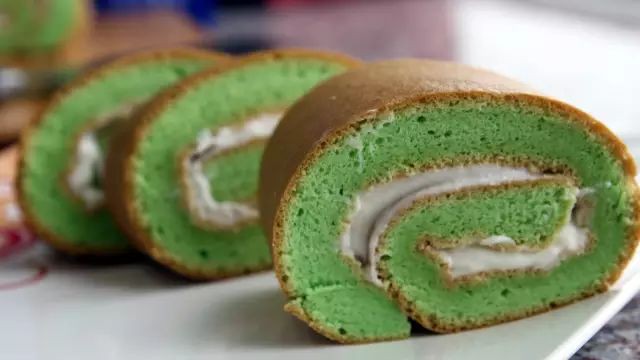 《三十而已》上热搜，主角却是新加坡国糕