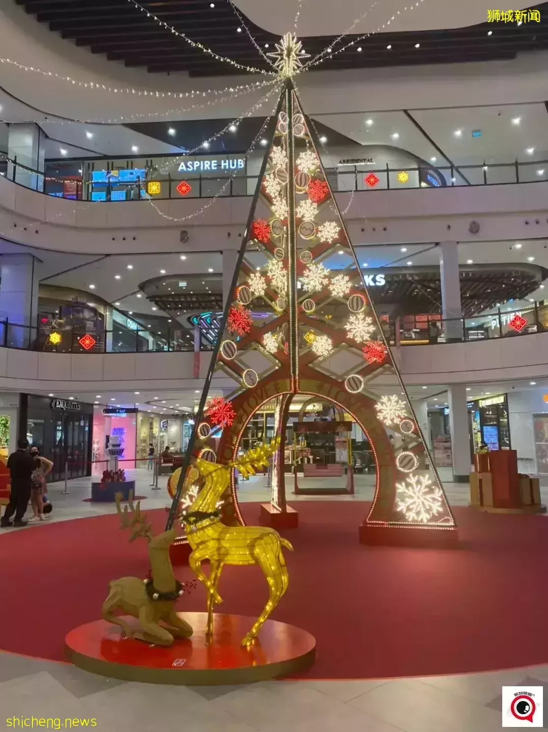 乌节路圣诞装饰实拍!全新加坡2021年最美圣诞树即将揭晓