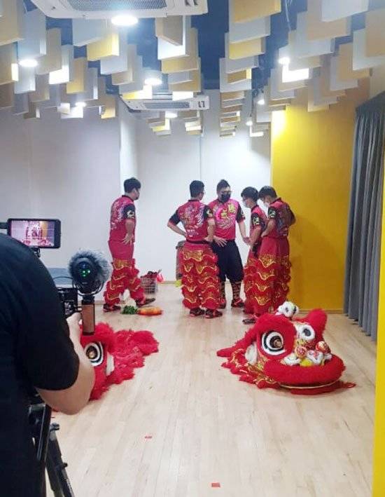 ◤新国CCB◢ 舞狮限8人 客户要求预录采青