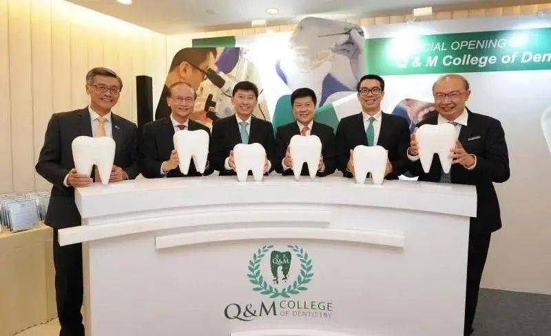 【有人说】新加坡华商黄震霄:从一间牙科诊所做到牙医集团