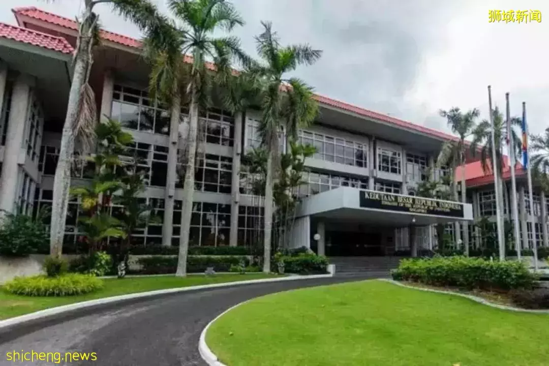 被拒绝入境后,400人为他上街!印尼传教士:新加坡是马来领土