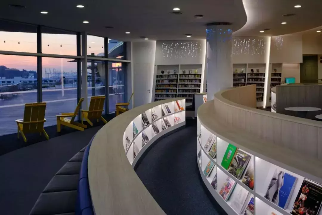 NUS周边商圈 吃喝玩乐购半小时直达